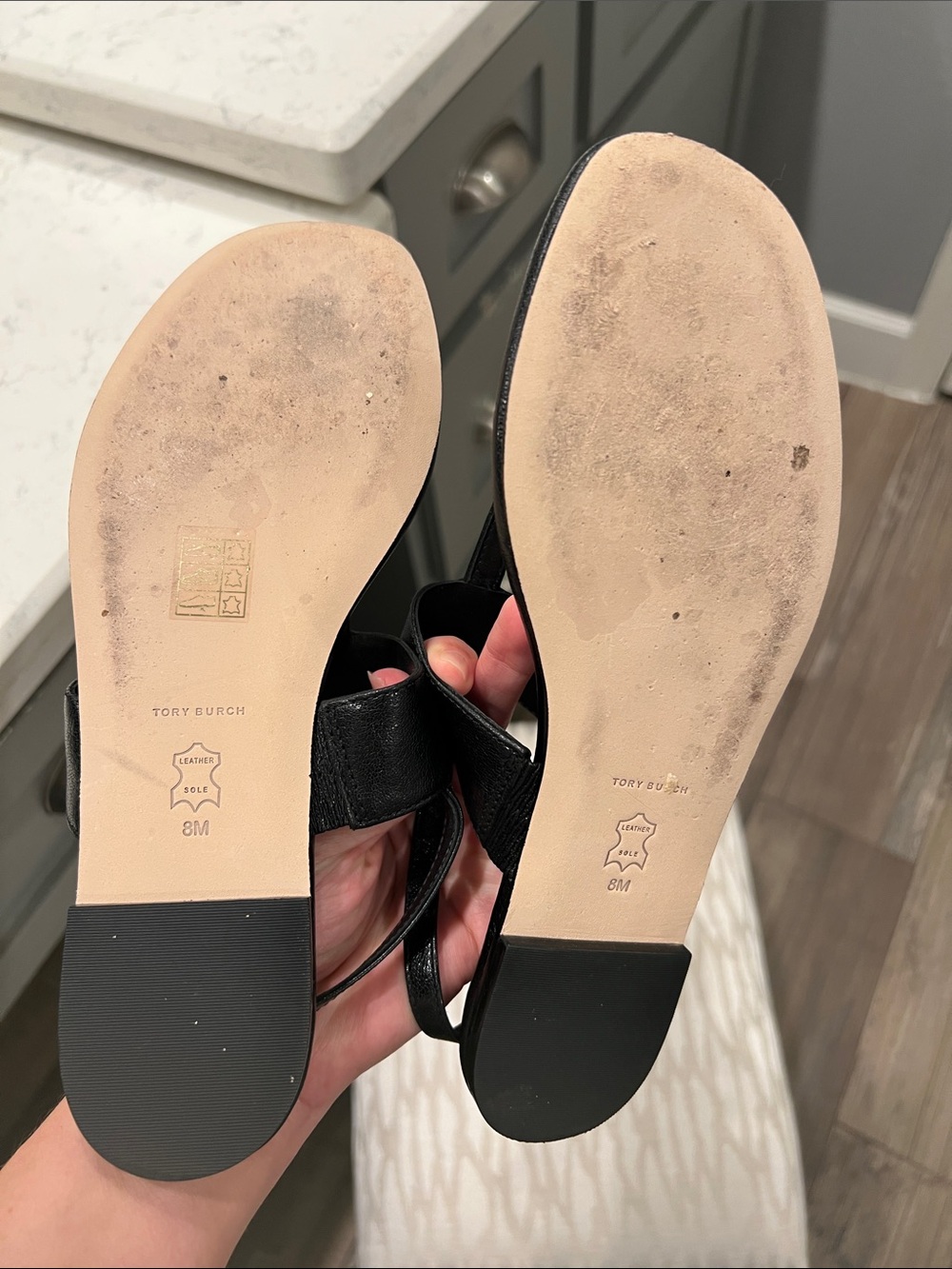 Tory Burch Black Leather Slingback Sandals with Gold Logo - Picture 6 of 6